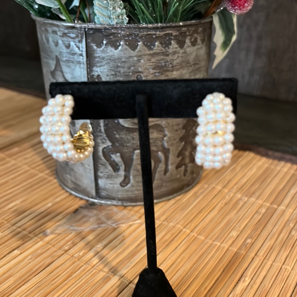 Elegant Pearl Hoop Earrings
